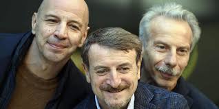 Il comune di milano 'spoilera' la trama. Aldo Giovanni E Giacomo Chi Sono Eta Carriera E Vita Privata Dei Tre Comici