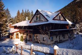 With it's services pension galanto is oriented to meet guests expectation of pleasantly spent vacation all year round. Penzion Galanto Liptovsky Jan Obedove Menu Travelguide Sk