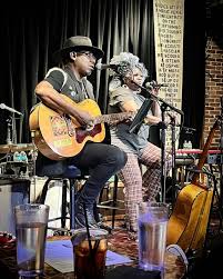 Saturday night was good for the soul @eddiesattic ! @michellemalonemusic  rocked the house and Trina Meade and @tomimartin were phenomenal! Great to  see my pals! Thanks to Michelle for letting me share