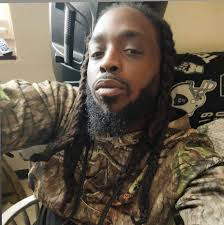 Look at the MF wheels‼️ #menace2society #spokesnvogues #mustang #killakyleon