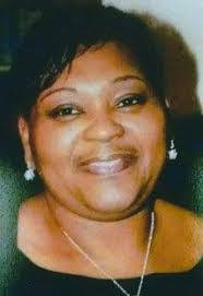 Lisa Groce's Instagram, Twitter & Facebook