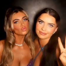 The Mac Sisters (@themacsisters)