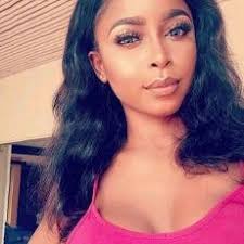 Eva Benson (@EvaBens82252670)