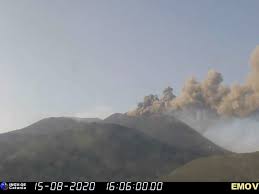 L'assenza di emissione di cenere vulcanica in seguito alla doppia eruzione dell'etna ha fatto tirare un. Etna Comunicato Di Attivita Vulcanica Del 15 Agosto 2020 Etnalife