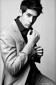 Dzhulien Kan Julien Kang Biografiya Aktery I Aktrisy Tv Actors Hot Actors Actors