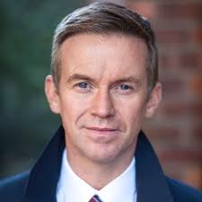 Lynn Holman-fox (@holman_fox)