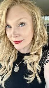 Elizabeth Paige Guiliano (@choochooboom) • Instagram photos and videos