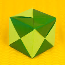 3d origami anleitung tiere gallerphot.blogspot.com hier könnt ihr euch die faltanleitung 3d origami pferd von kreativbühne herunterladen falten origami origami tiere 3d origami tierskulpturen origami die papershape 3d origami sind die perfekte dekoration für deine papershape sind. 3d Origami Anleitung Wurfel Falten Faltanleitung Von Einfach Basteln