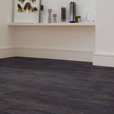 lame pvc a coller amtico spacia xtra cellar oak 18 5 x 122 cm pas cher idee deco rustique deco maison de campagne maison de campagne rustique