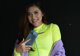 Review OPPO Reno4 F - YANGCANGGIH.COM