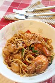 2 ulas bawang putih (dicincang) 1/2 sudu makan serbuk lada hitam 1 sudu makan lada. Mee Hailam Yang Sedaaapp Azie Kitchen