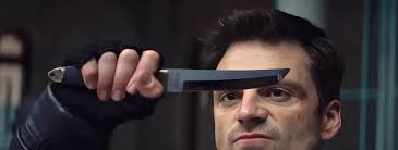 Någon som vet vad det här är för kniv? Från Falcon and The Winter Soldier,  i ett avsnitt fångar Bucky den här kniven, men finns den eller något  liknande? : r/chefknives
