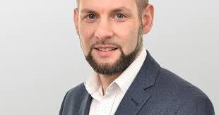 Joe Nellis's Instagram, Twitter & Facebook