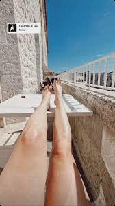 Emma Marrone's Feet << wikiFeet