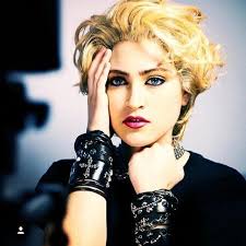 26岁美国女演员突传死讯曾饰演麦当娜被人熟知_手机新浪网