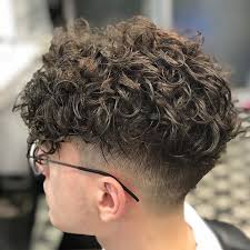 Men S Hair Haircuts Fade Haircuts Short Medium Long Buzzed Side Part Long Top Short Sides Hair Style Hairstyle Ha 2020 Sac Stilleri Kisa Sac Dalgali Sac