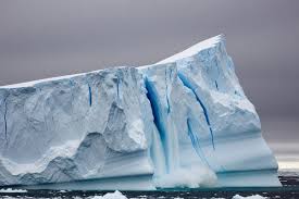 Antarctice Iceberg Melting : Antarctica का A23a आइसबर्ग तेजी से टूट रहा है  जल्द होगा गायब Global Warming Impact - News18 हिंदी