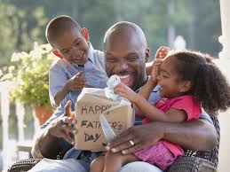 Time With The Kids Is Good For Dads, But So Is Providing For The Family |  FiveThirtyEight