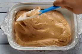 Le Sucre A La Creme Immanquable Desserts Fudge Recipes Candy Desserts