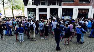 In onze sfeervolle showroom van maar liefst 4.000 m2 te zwolle vindt u een grote collectie merkkeukens en keukenapparatuur in verschillende stijlen en prijsklassen. Plato Zwolle Events Facebook