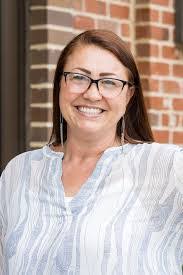 Denise Sewell's Instagram, Twitter & Facebook