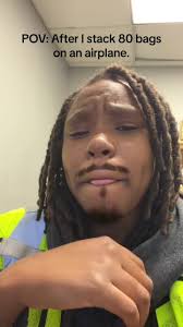 How Much Does A Airplane Bag Loader Get Paid Per Year Aud