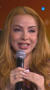 Kátia, mãe de @arthuraguiar, bateu um papo com o Gê e falou sobre como  lidou com as críticas e os hates durante a participação do filho no #BBB22.  Ela também abriu o