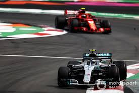 P5 Valtteri Bottas Mercedes Amg F1 W09 Eq Power Leads Kimi Raikkonen Ferrari Sf71h Valtteri Bottas Mercedes Amg Ferrari