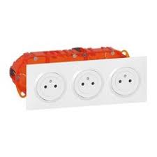 Interrupteurs Et Prises Electriques Dooxie Espace Grand Public Legrand Prise Interrupteur Prise De Courant Prise Electrique