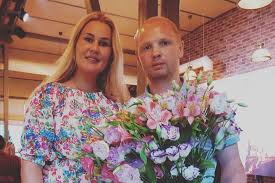 Алексей викторович тищенко (русский : Bokser Aleksej Tishenko Pozdravil Zhenu S Godovshinoj Svadby Novosti Mc2 Cvetskaya Zhizn Omska