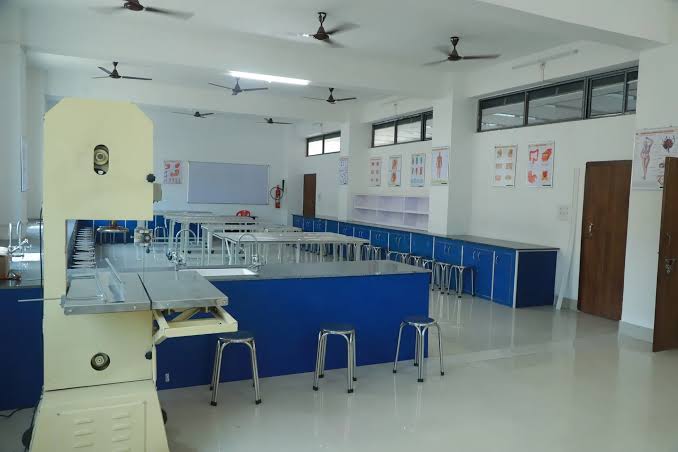 Anatomy Dissection – IAMC | IA Ayurvedic Medical College