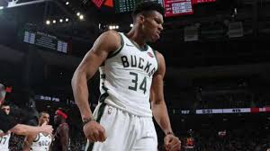 Giannis antetokounmpo plays for the milwaukee bucks, and he's an incredible person with and inspiring and wonderful origin story. Mvp Nba 2019 Jadi Milik Giannis Antetokounmpo