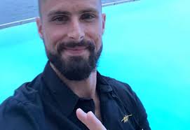 But none was quite as cutting as giroud. Image Chelsea Striker Olivier Giroud Shaves His Head After France World Cup Win