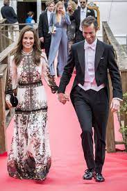 The Best Dressed Celebrity Wedding Guests From Kim Kardashian To Kate Middleton Pippa Middleton Wedding Dress Wedding Guest Dress Pippa Middleton Wedding