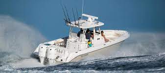 Everglades Center Console With Twin White Yamaha Outboards Everglades Sport Fishing Center Console