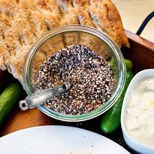 Classic Lebanese Zaatar Spice Mix Zaatar Is A Fantastic Tangy Flavorful Spice Mix Of Ground Sumac Thyme Sesame See Zatar Recipes Zaatar Spice Spice Mixes