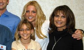 Jamie lynn has always been a performer, like her sister britney. Britney Spears Sister Jamie Lynn Spears Shocks Fans With Surprising New Announcement Hello