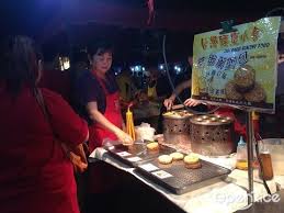 Tapi, ada juga yang menjual pakaian, barang antik, hingga sepatu branded bekas dengan harga yang pas dikantong. 10 Foods At Setia Alam Pasar Malam That Caught Your Attention Openrice Malaysia