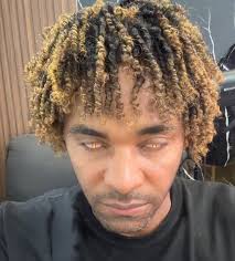 CARLOS INTRO (@carlosintro) • Instagram photos and videos