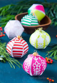 78 diy christmas decorations to transform your home into a winter wonderland. Beautiful Diy Paper Christmas Ornaments In 5 Minutes A Piece Of Rainbow