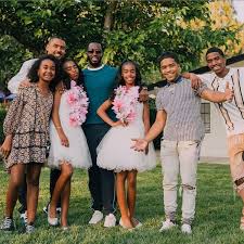 Another minister, alan tudge, angrily pressured a journalist to delete a photo of mr porter and the woman. Diddy Celebrates Twin Daughters Graduation With Sweet Family Photo After Kim Porter S Death Mirror Online