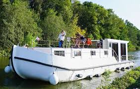 Canalous plaisance le feu dans une peniche, où nous avons faillit mourir !! Hausboot Elektroboot La Peniche Mieten