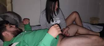 Free Stepsister shares her couch for the Holidays Porn Video HD