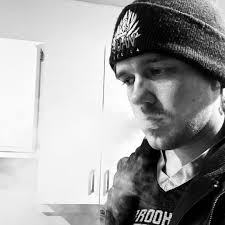 Stream Spencer Lund music