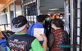 Time zone is malaysia time (myt). Bernama Covid 19 Come Alone For Dealings At Jpj Counter