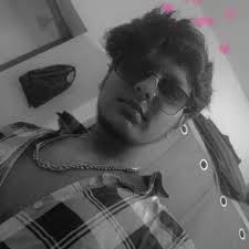 Go confidently in the direction of your dreams.” 🌄