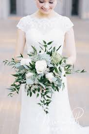 Your source for beautiful inexpensive artificial wedding bouquets online. Cream White Wedding Bouquets Ideas With Greenery Hi Miss Puff