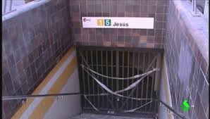 El escrito explica que se conocía el riesgo y no se hizo nada para evitar el accidente. Se Abre Juicio Oral Sobre El Accidente De Metro De Valencia En El Que Murieron 43