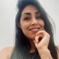 Azucena Becerril's Instagram, Twitter & Facebook