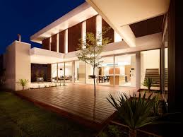 A very unique house and not like anything else we have seen. Modern House That Is Beautiful Both On The Outside And The Inside